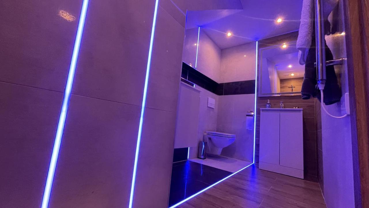 #1 Tgha Luxury Studio Apartment In Athlone Bagian luar foto