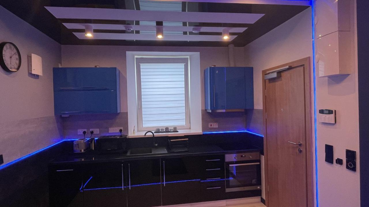 #1 Tgha Luxury Studio Apartment In Athlone Bagian luar foto